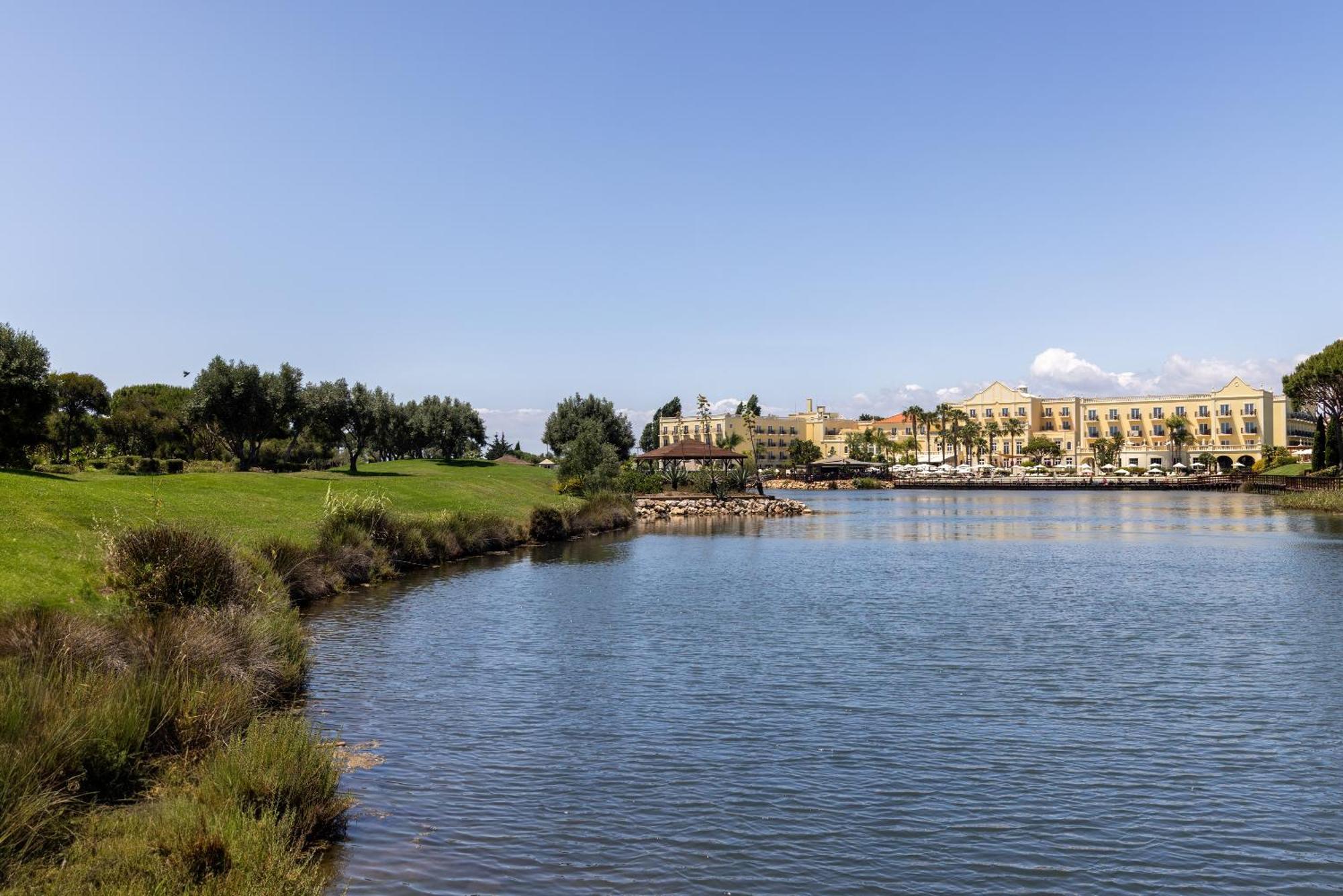 湖泊度假村 维拉摩拉 外观 照片 View of the lagoon
